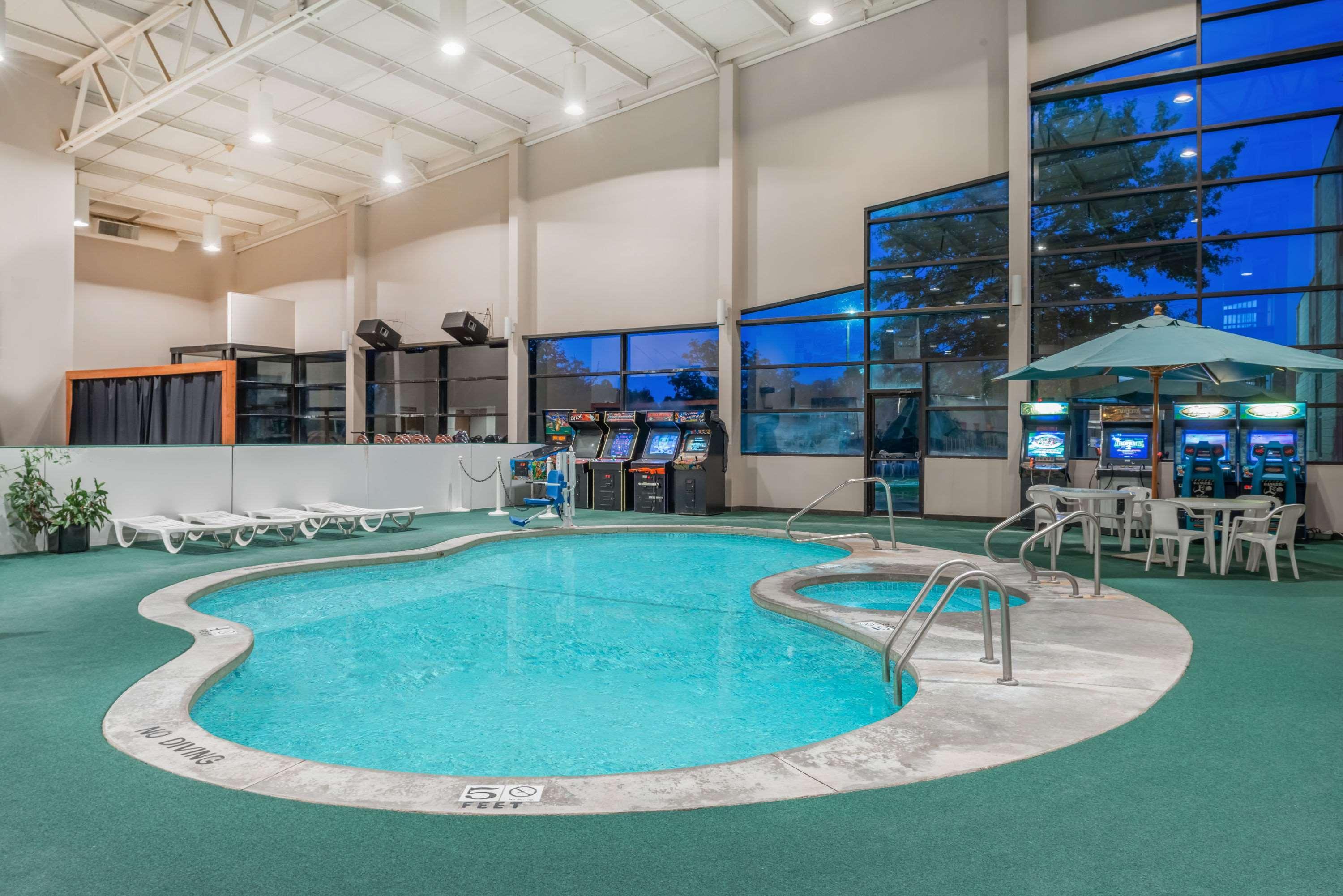 Days Inn By Wyndham Kirksville Luaran gambar